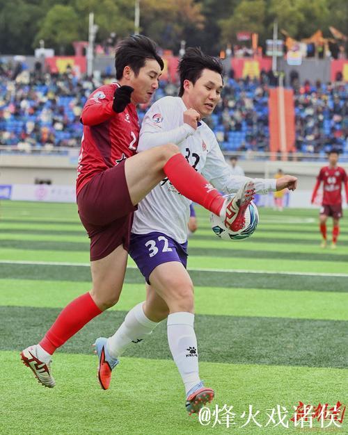 CMG群众足球邀请赛:湛江队以2-0击败呼和浩特队 CMG群众足球邀请赛:湛江队以2-0击败呼和浩特队